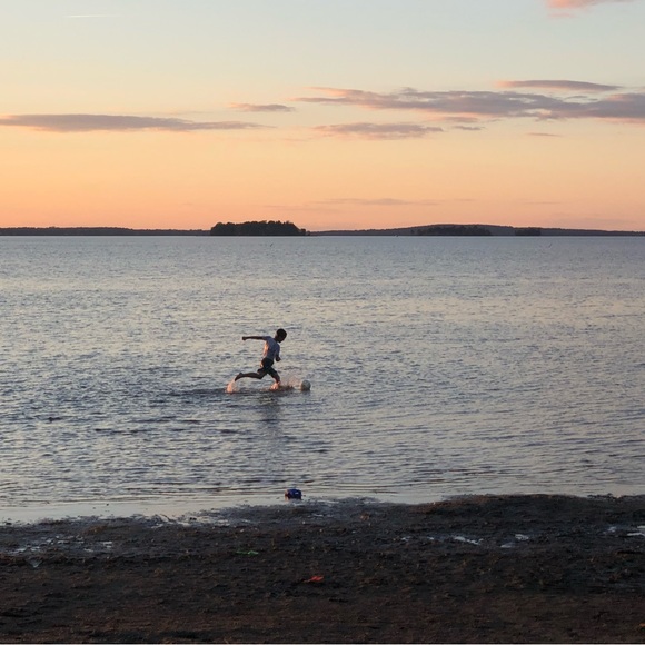 Meet your Posher, Jessica - Picture 2 of 2